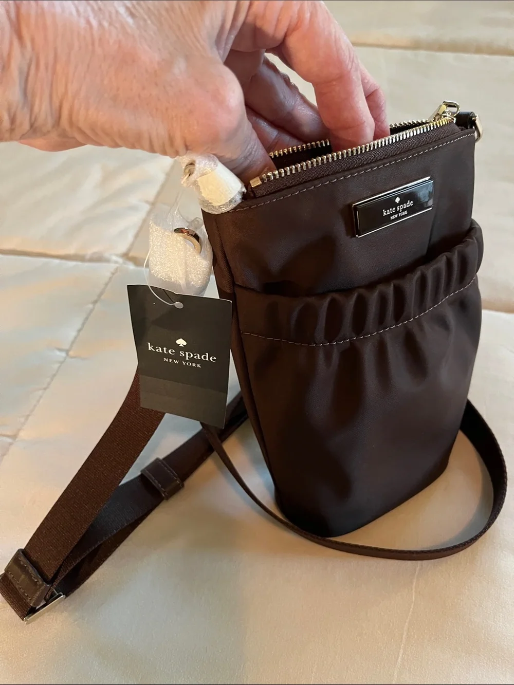 Kate Spade, New York Crossbody, Perfect Size Phone, Credit Card &/Or Wallet - Picture 2 of 10